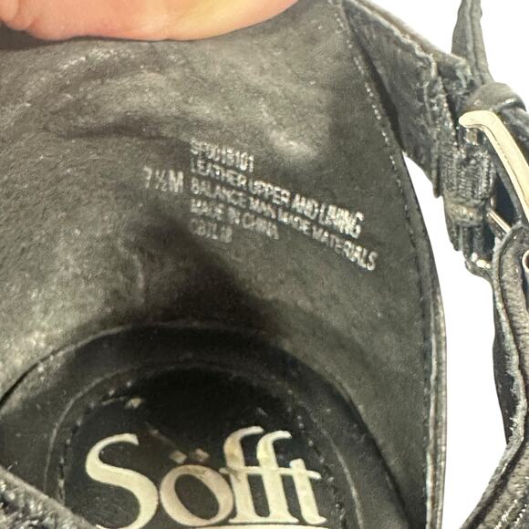 Sofft Black Leather Strappy Sandals Women’s 7.5 Comfort Wedge Gladiator Style - Picture 7 of 9